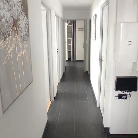 Le Moulin A Vent Apartment